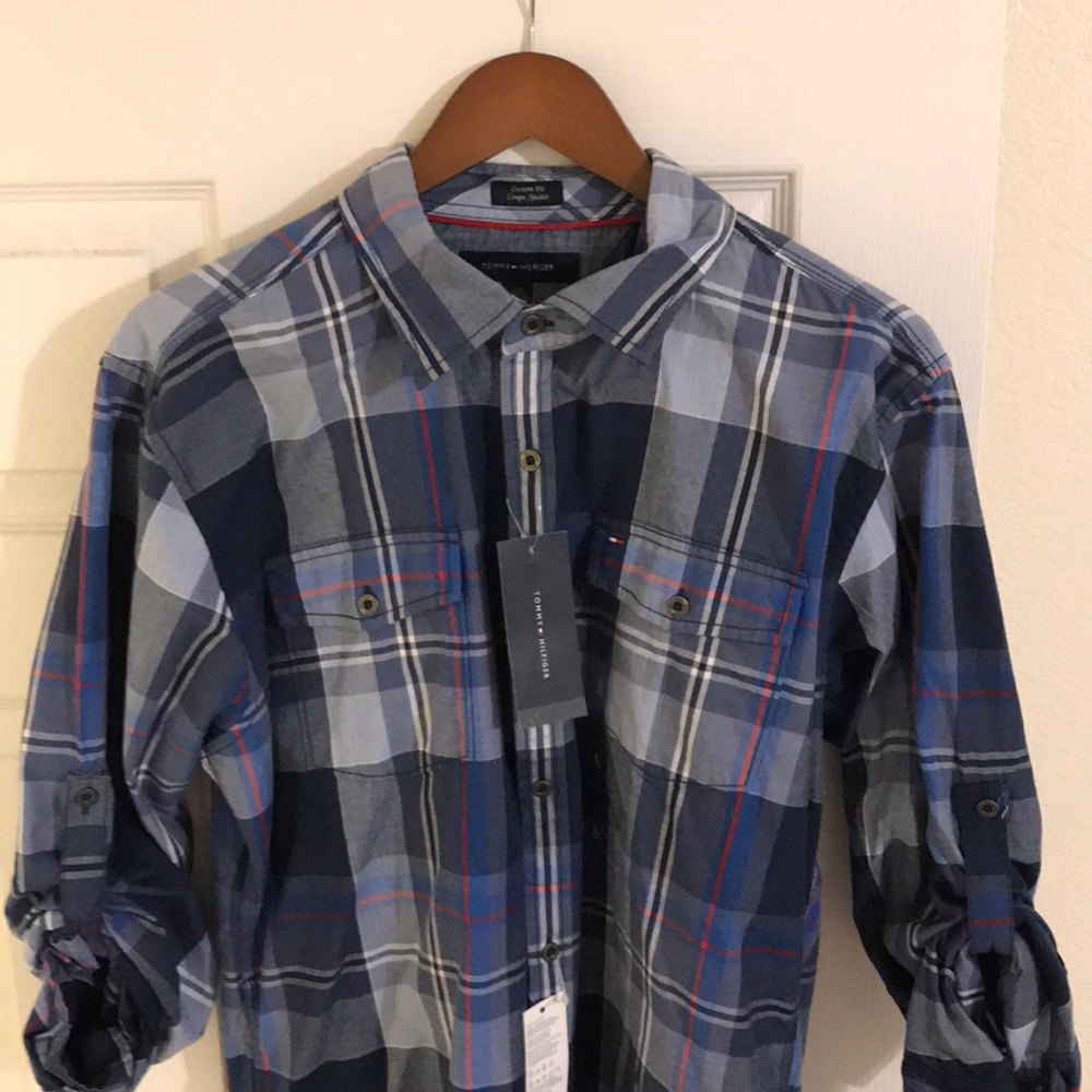 Tommy Hilfiger \ New Button Shirt